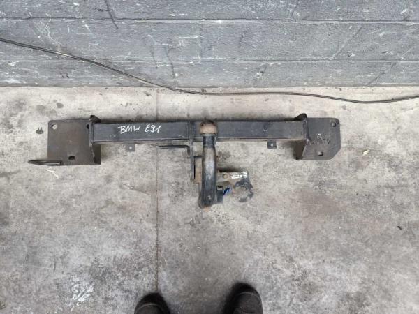 ATTACHE REMORQUE BMW E91 2004-2013 - Vue 1